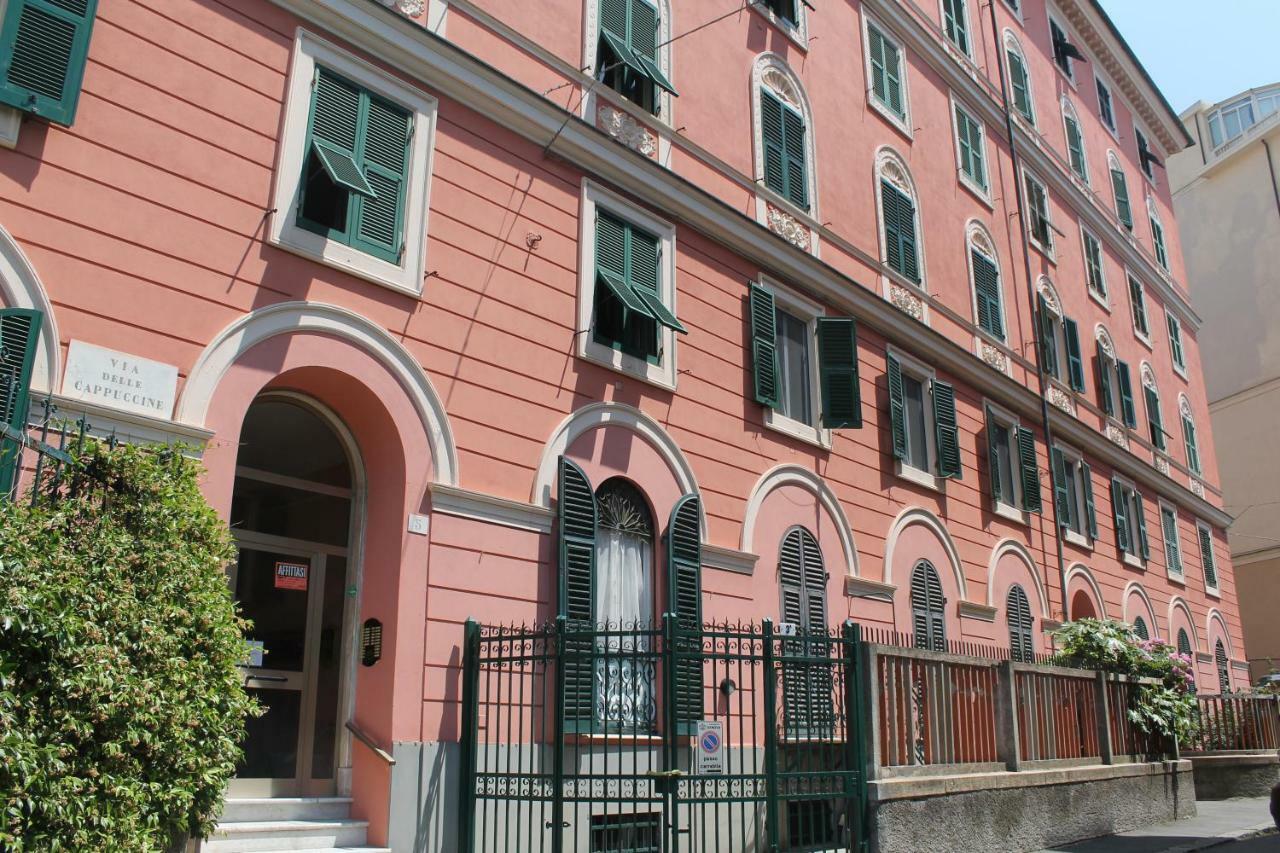 Appartamento In Centro Zona Fiera,Davanti Al Galliera Genova Eksteriør billede