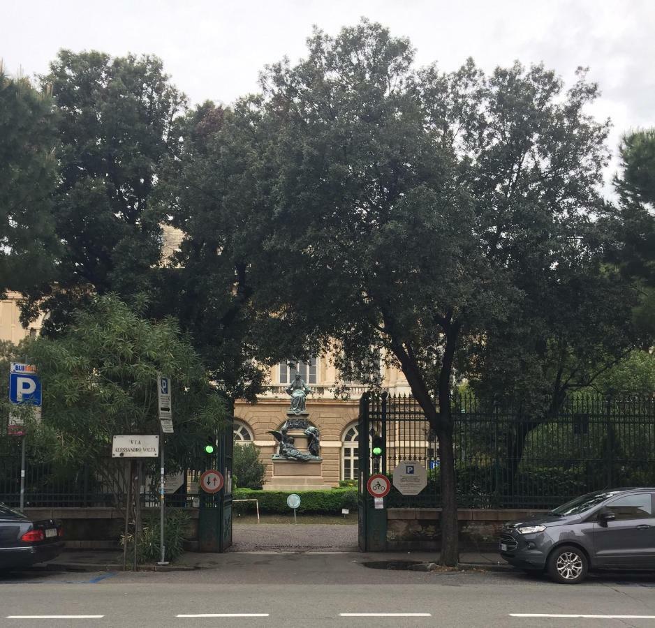 Appartamento In Centro Zona Fiera,Davanti Al Galliera Genova Eksteriør billede